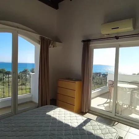 Beyaz Sahil Evleri Sitesi *