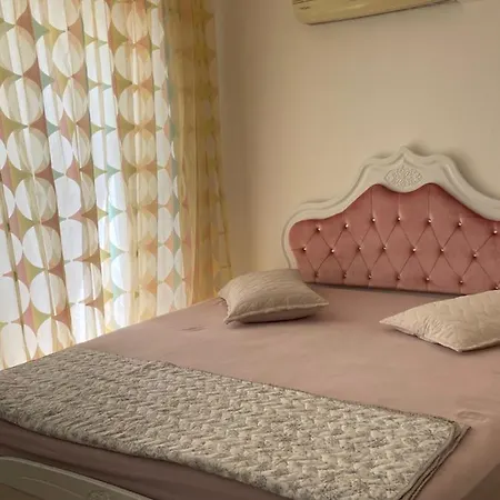 Beyaz Sahil Evleri Sitesi *