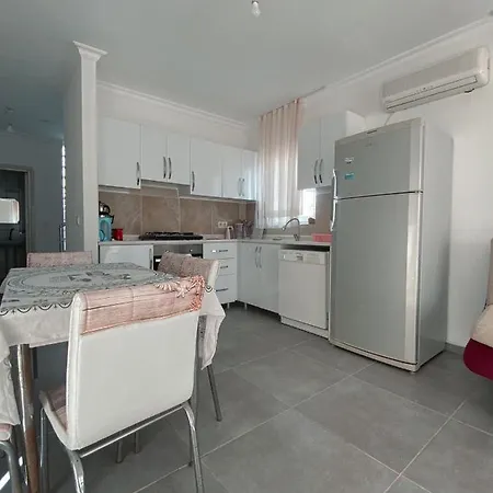 Beyaz Sahil Evleri Sitesi